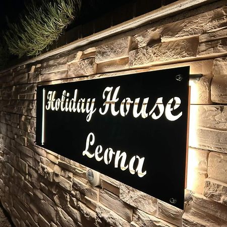 Holiday House Leona 오토칵 외부 사진