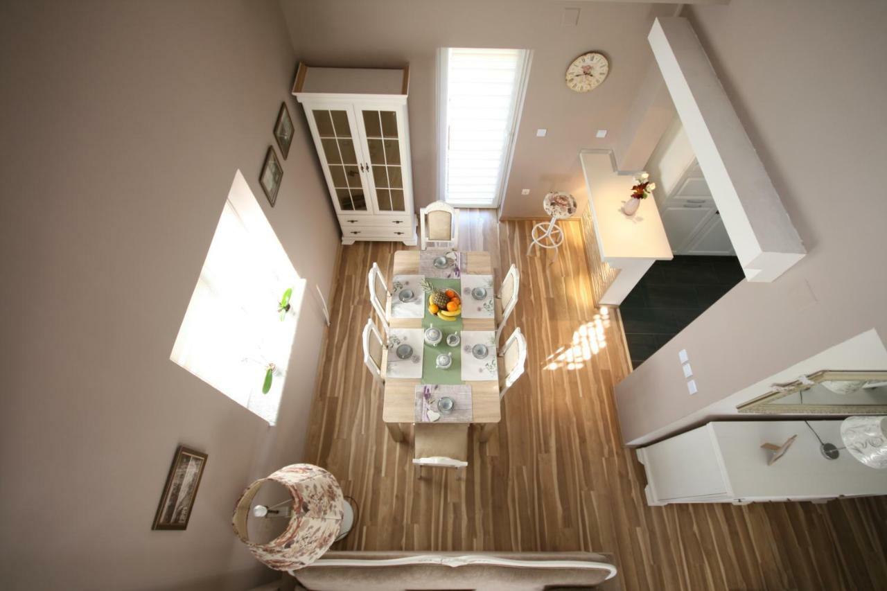 Holiday House Leona 오토칵 외부 사진